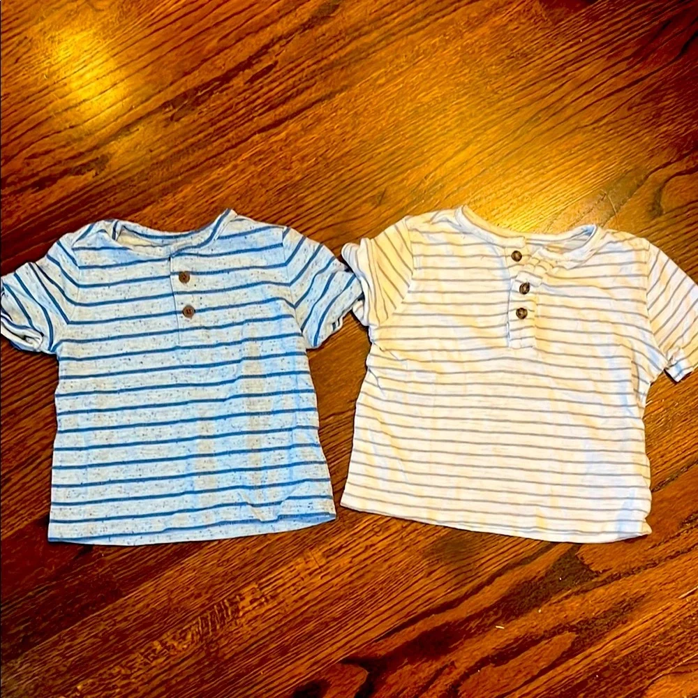 Bundle of Old Navy Short Sleeve Henley Tee Set in Blue and Grey